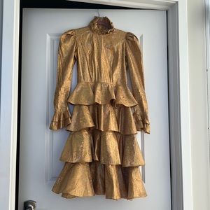 Worn once - perfect condition!